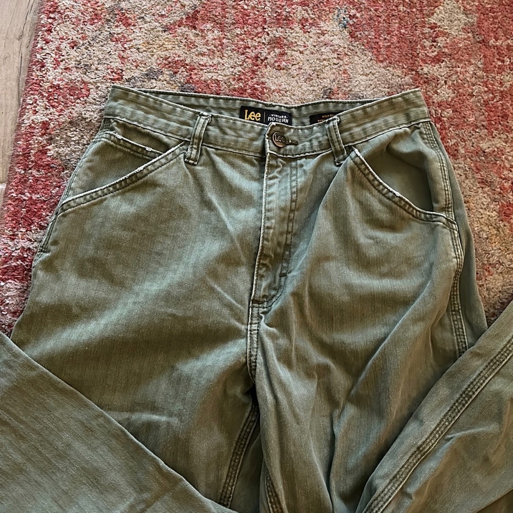 high waisted vintage modern Lee green pants